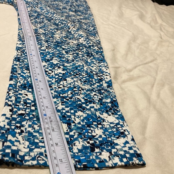 Attyre Blue and White Straight Leg Pants with Geometric Patterns - Picture 4 of 13